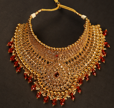 Elegant Bridal Choker