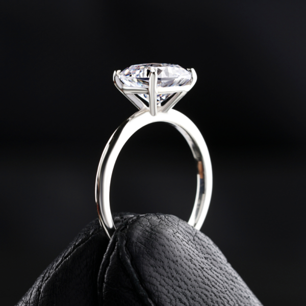 Diamond Spark Ring. Diamond Spark Ring
